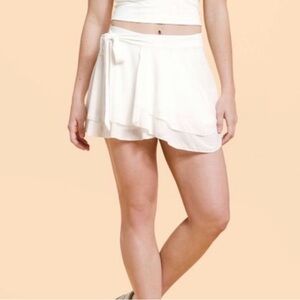 Women's Cream Skort